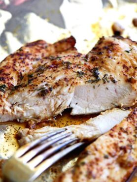 Broiled chicken breast image.